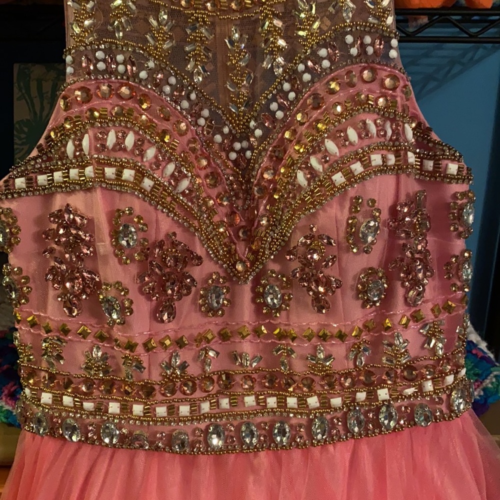 Prom dress - Picture 4 of 11